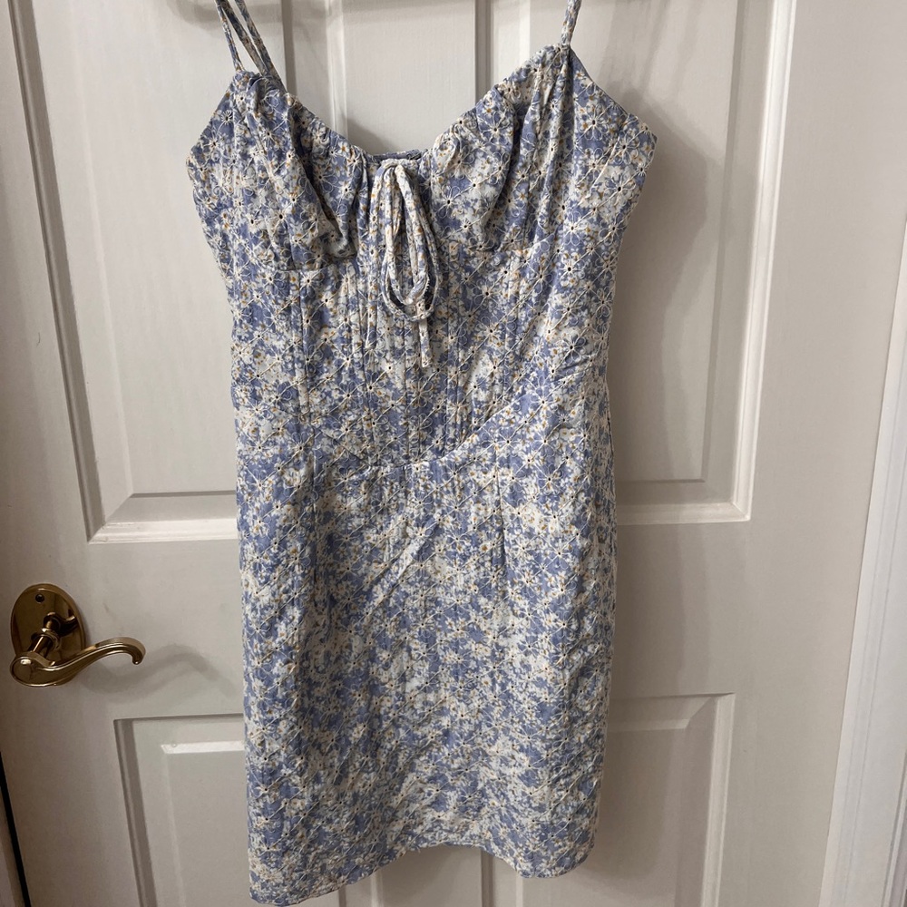 Beautiful blue floral mini dress